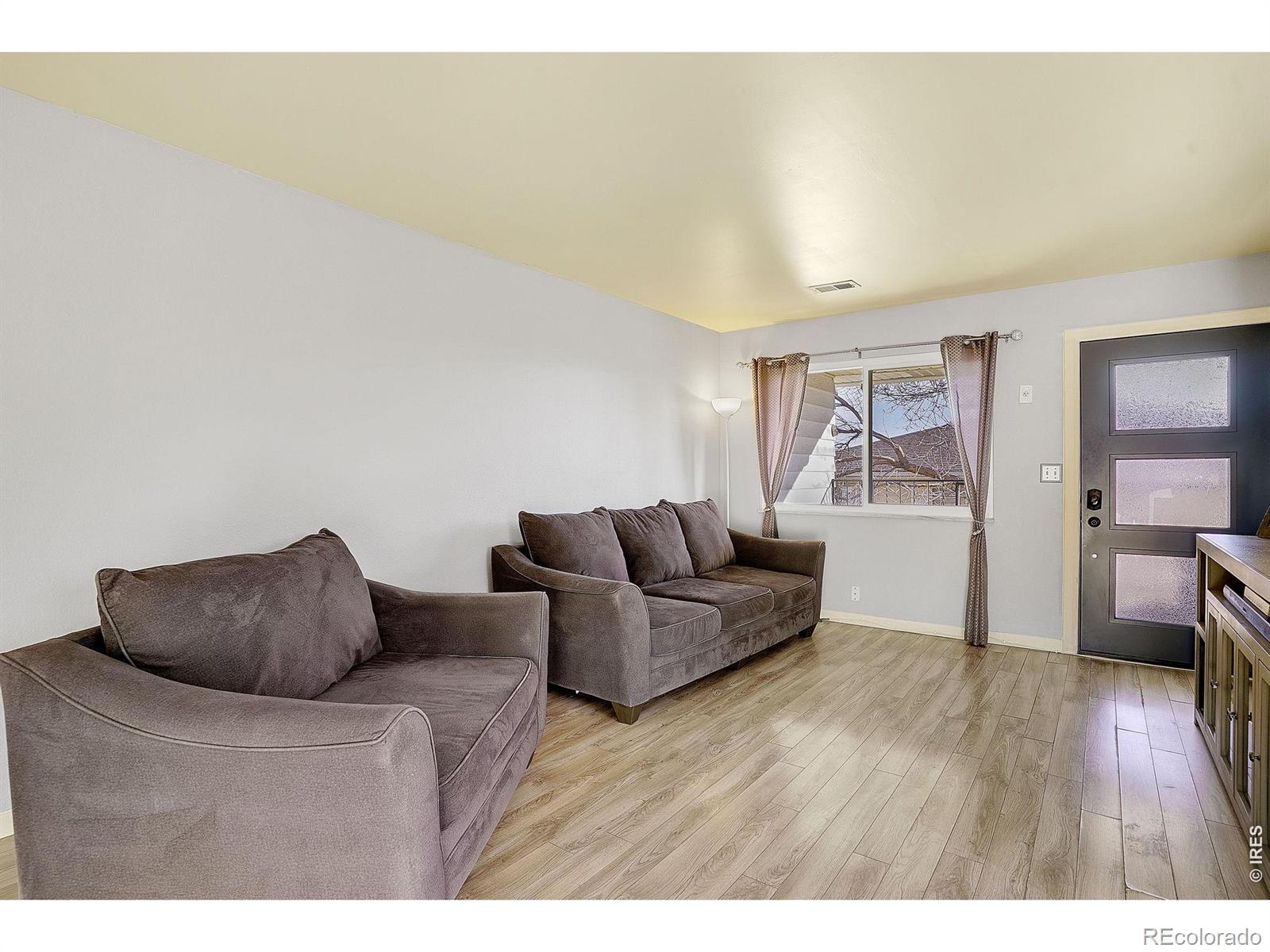 9848 Appletree Place Thornton CO 80260