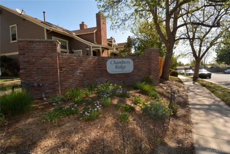 2019 S Hannibal Street Aurora CO 80013