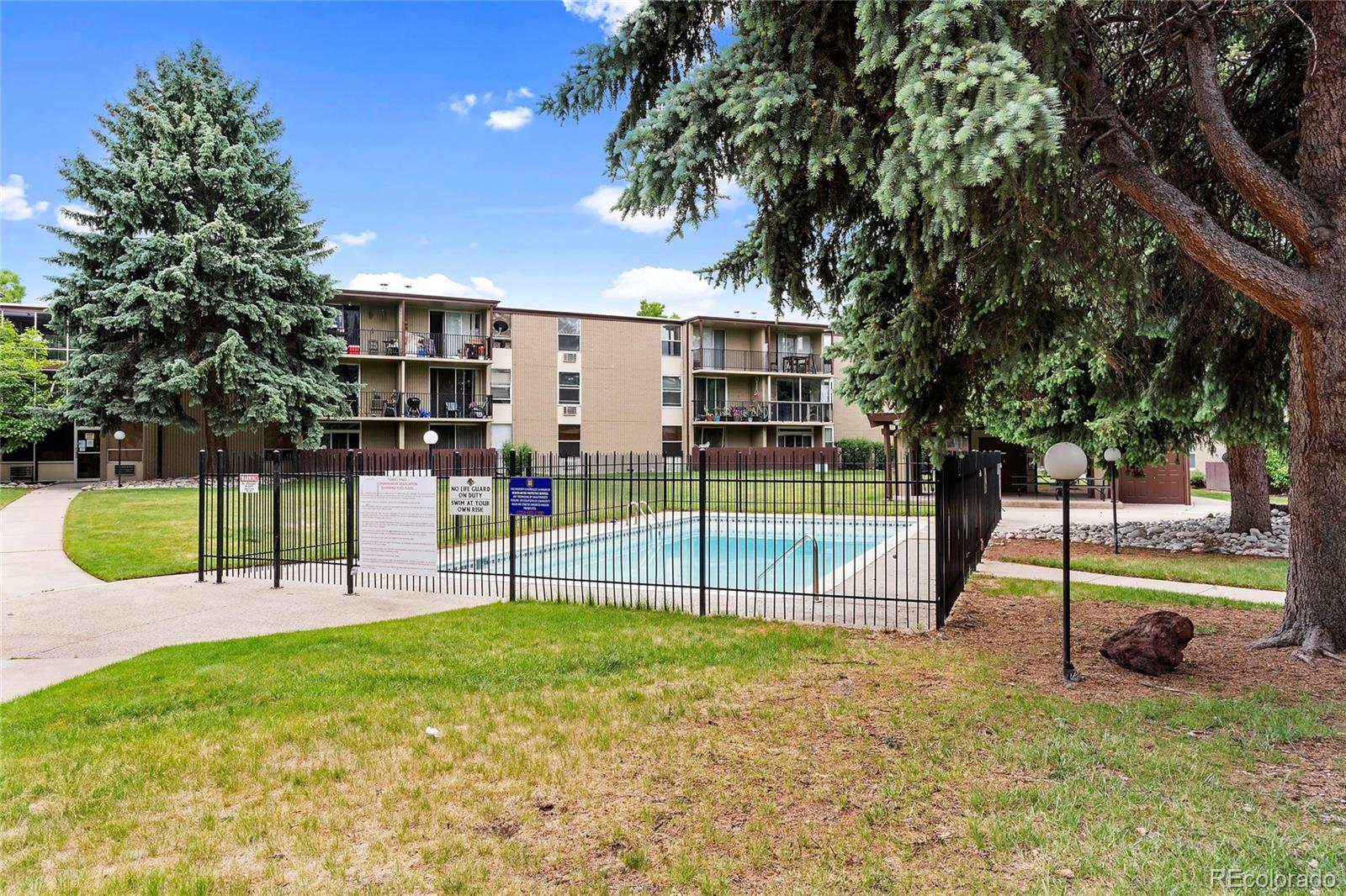2231 S Vaughn Way Aurora CO 80014