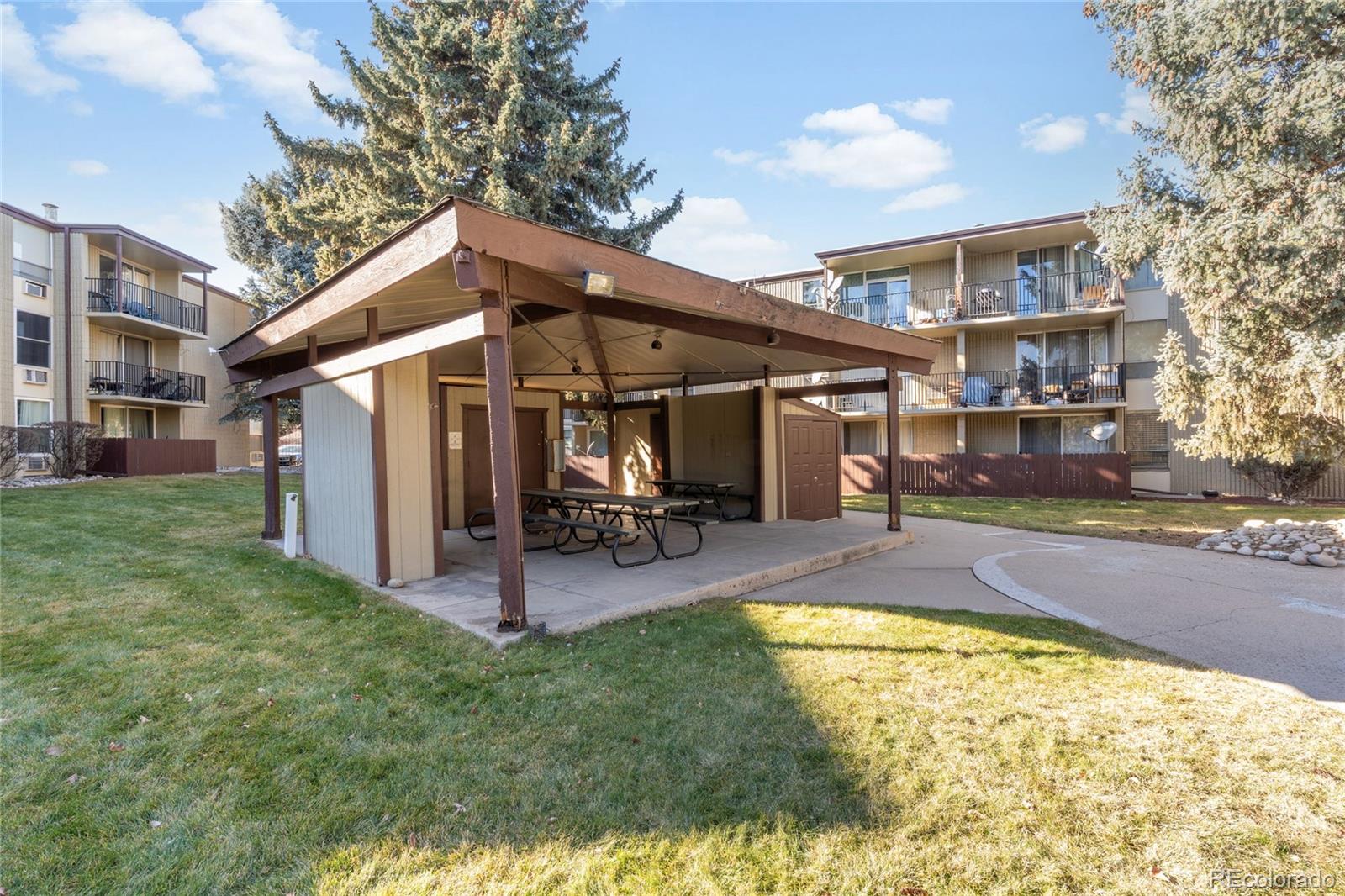 2231 S Vaughn Way Aurora CO 80014