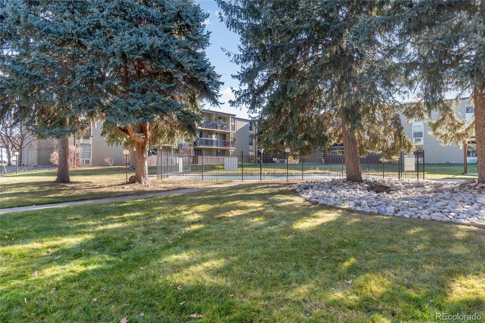 2231 S Vaughn Way Aurora CO 80014