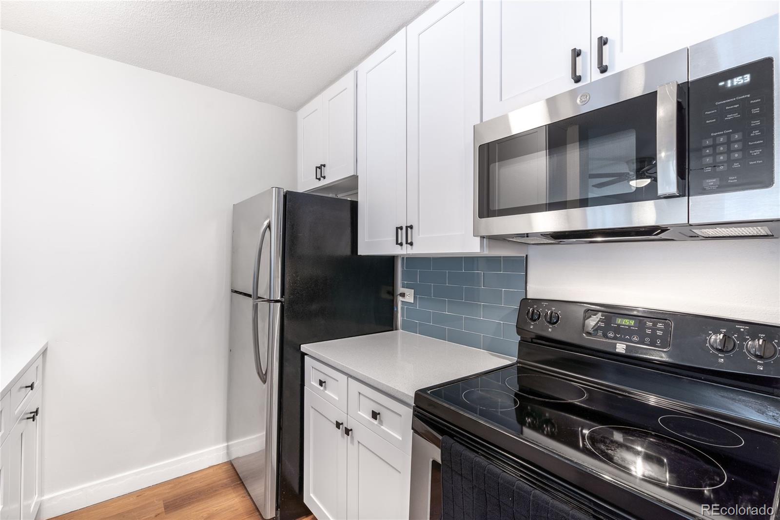 2231 S Vaughn Way Aurora CO 80014