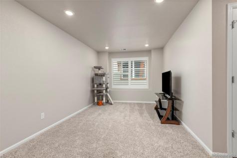 6078 N Lisbon Street Aurora CO 80019