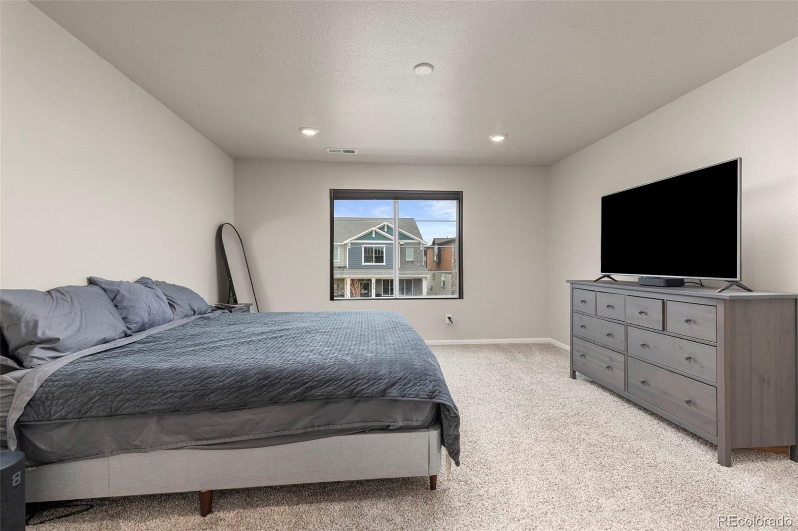 6078 N Lisbon Street Aurora CO 80019