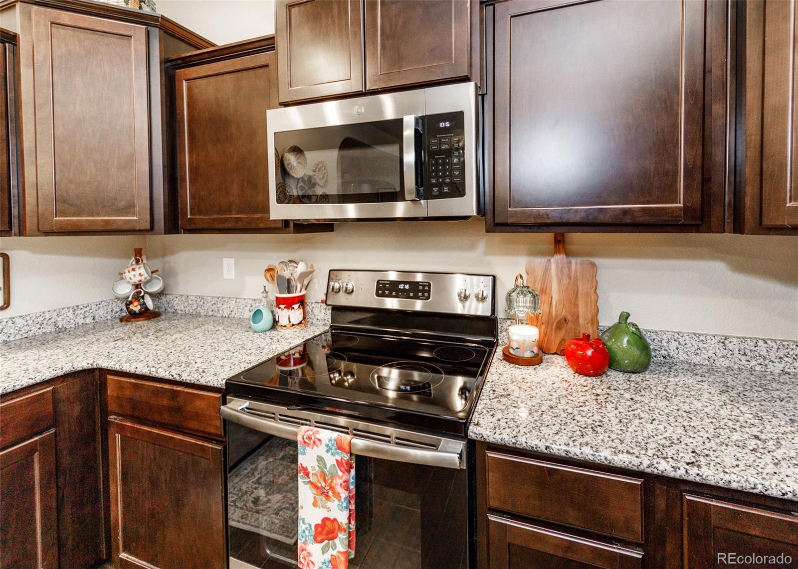 5640 Shamrock Heights Colorado Springs CO 80923
