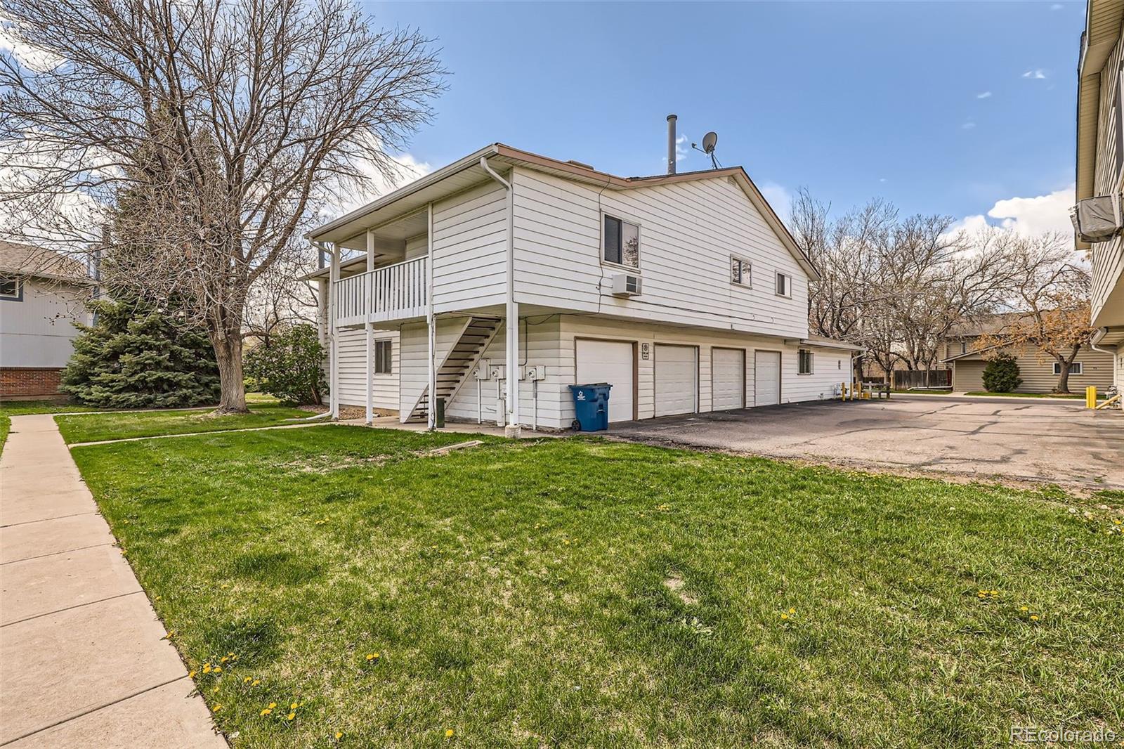 62 Newark Street Aurora CO 80012