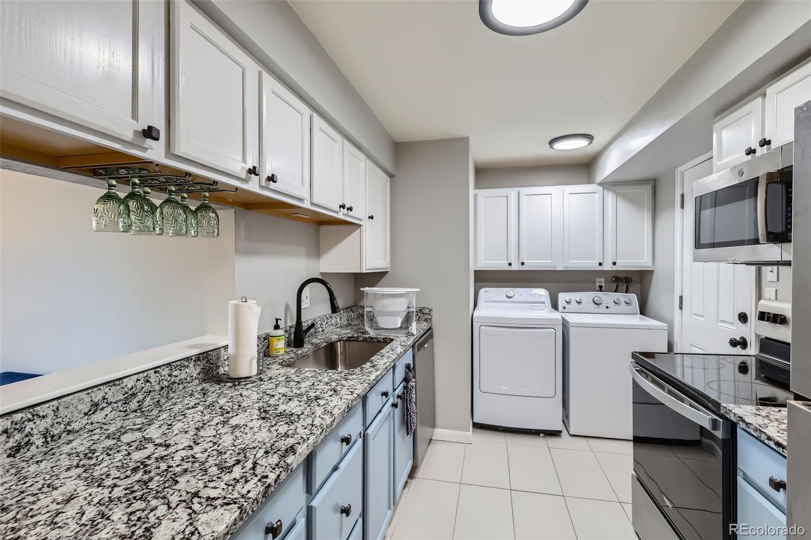 62 Newark Street Aurora CO 80012