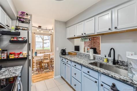62 Newark Street Aurora CO 80012