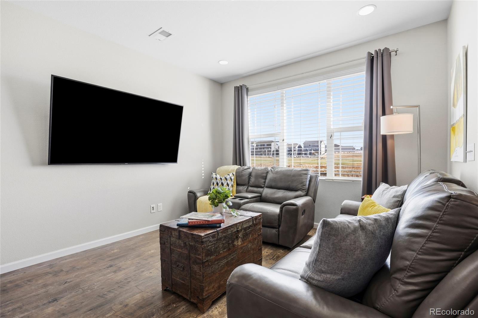 1797 S Buchanan Circle Aurora CO 80018