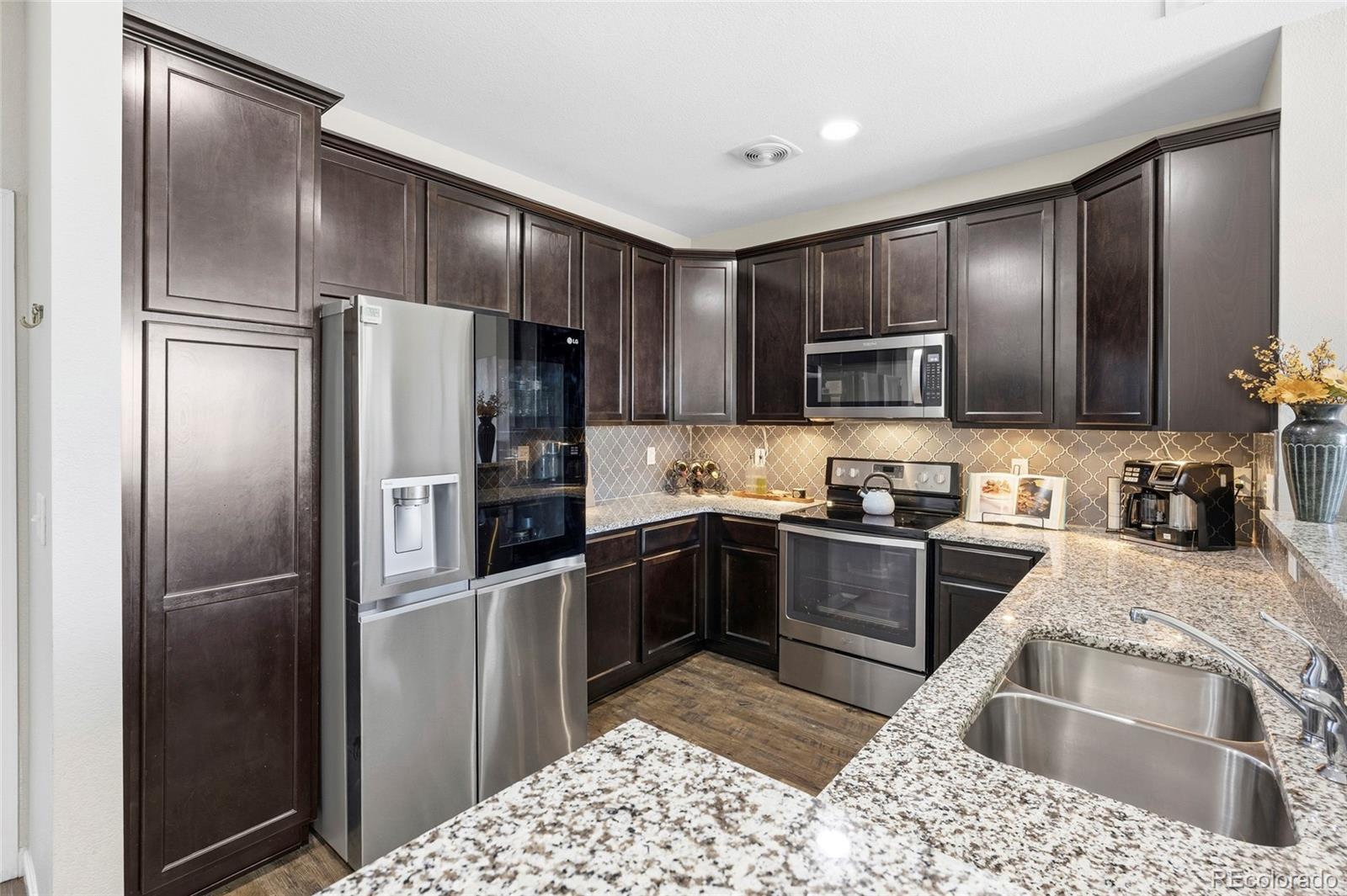 1797 S Buchanan Circle Aurora CO 80018