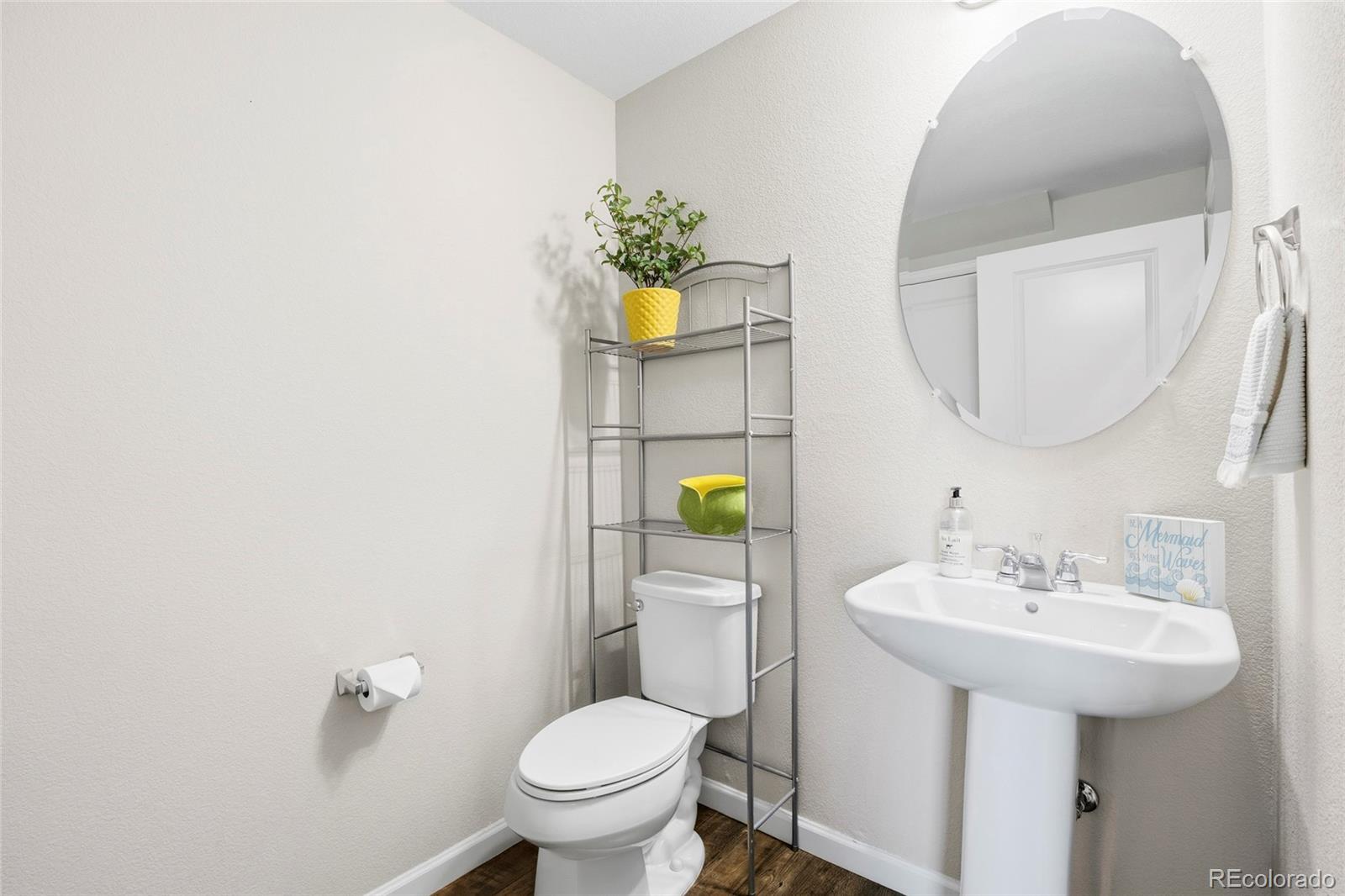 1797 S Buchanan Circle Aurora CO 80018