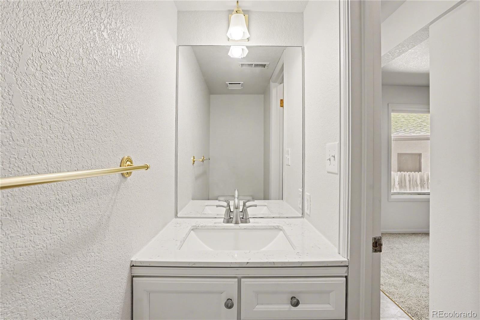 20 Pineridge Court Pueblo CO 81001
