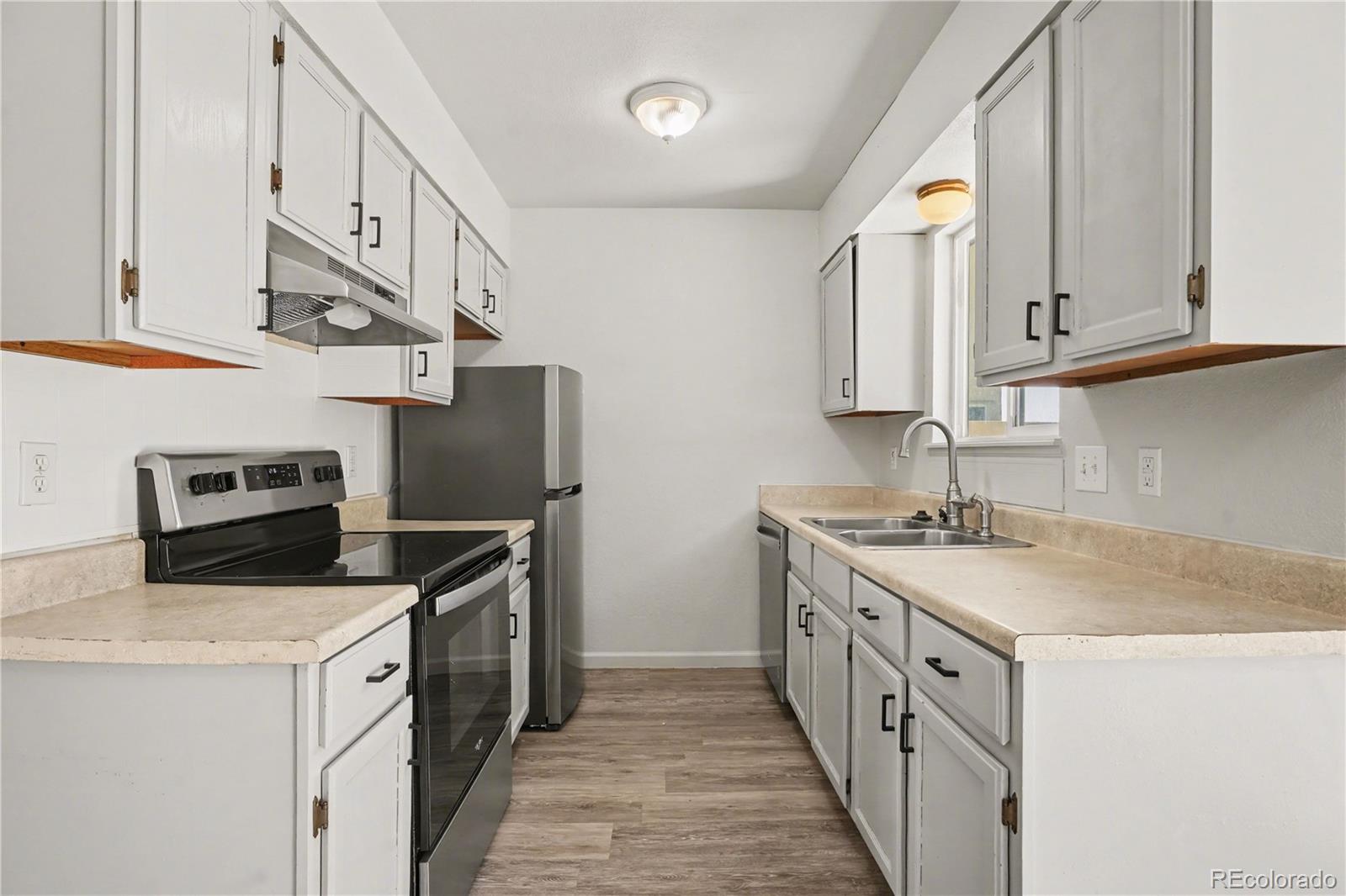 20 Pineridge Court Pueblo CO 81001