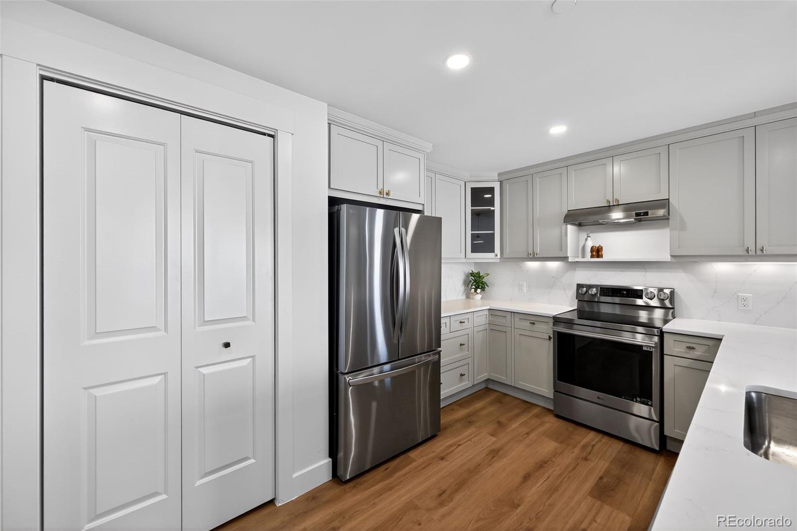 7220 W Bonfils Lane Lakewood CO 80226