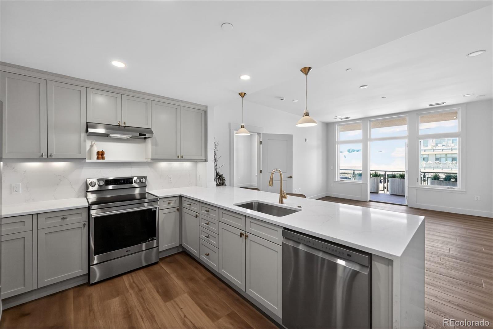 7220 W Bonfils Lane Lakewood CO 80226