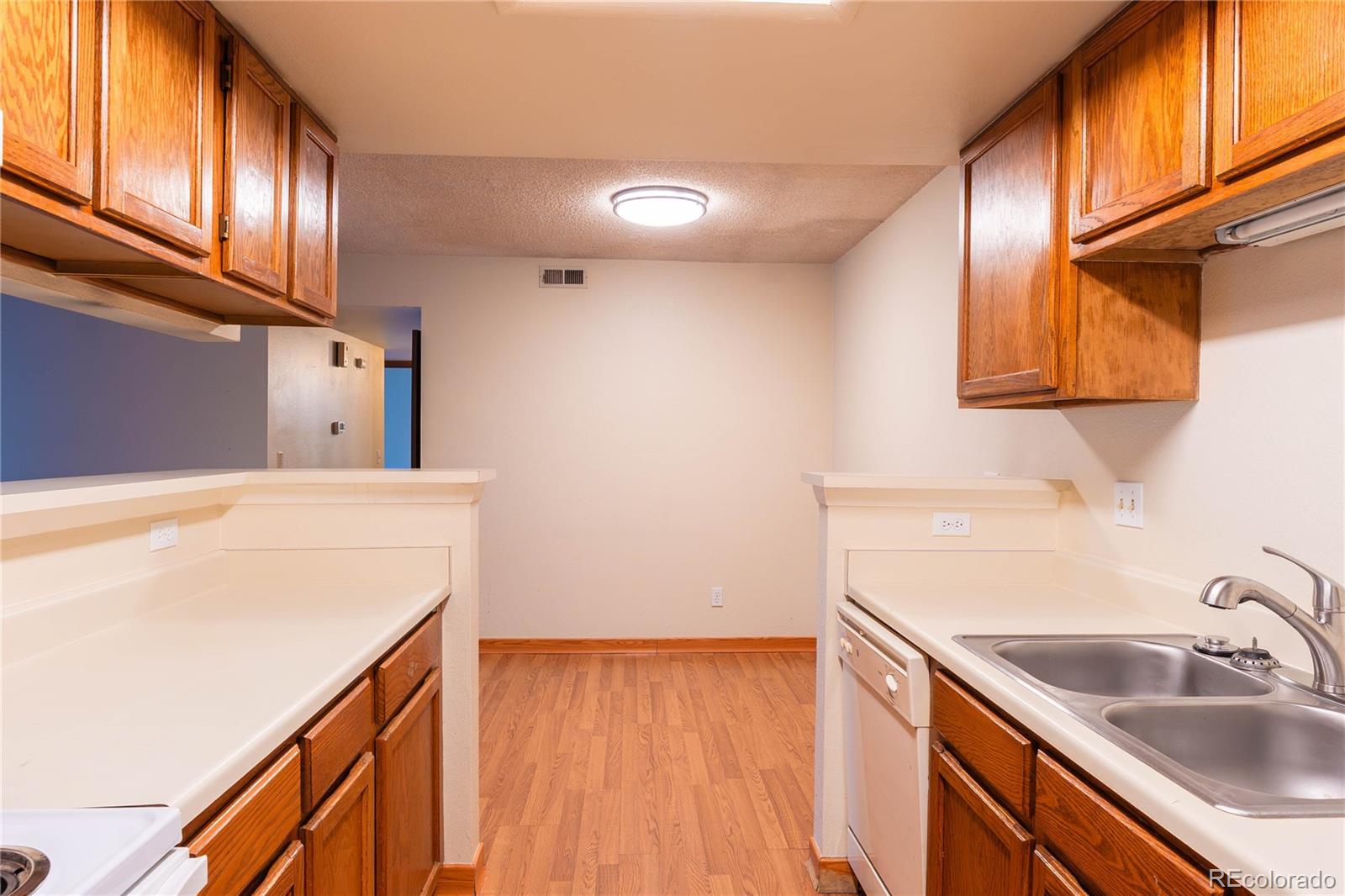 901 S Zeno Way Aurora CO 80017