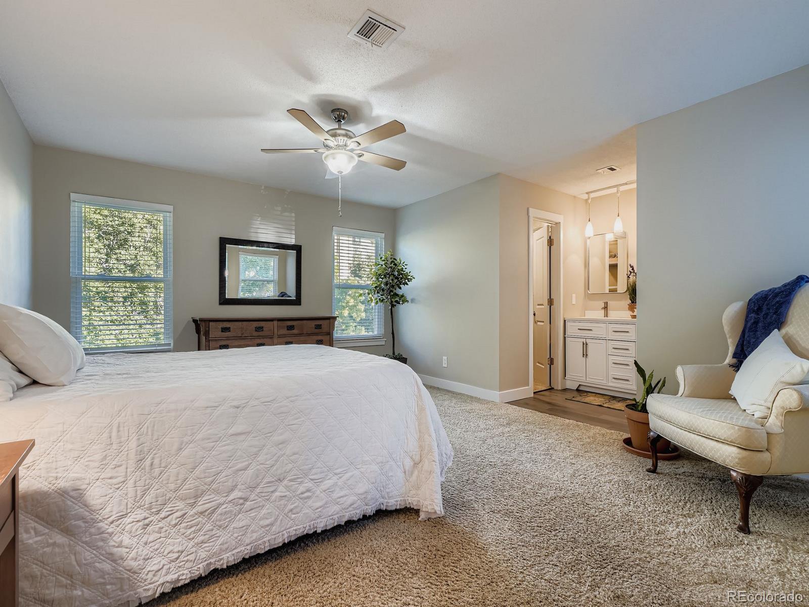 3234 S Heather Gardens Way Aurora CO 80014