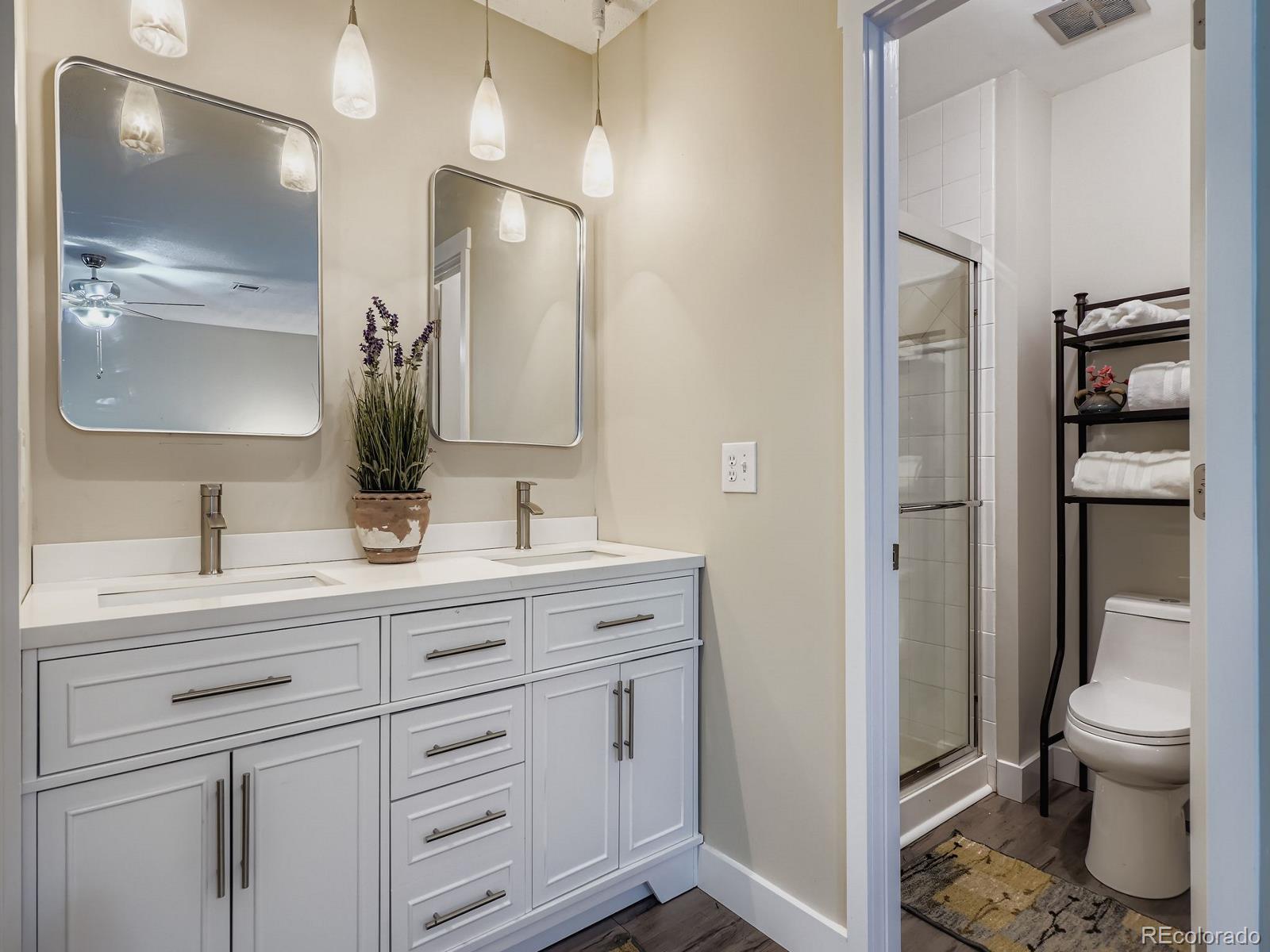 3234 S Heather Gardens Way Aurora CO 80014