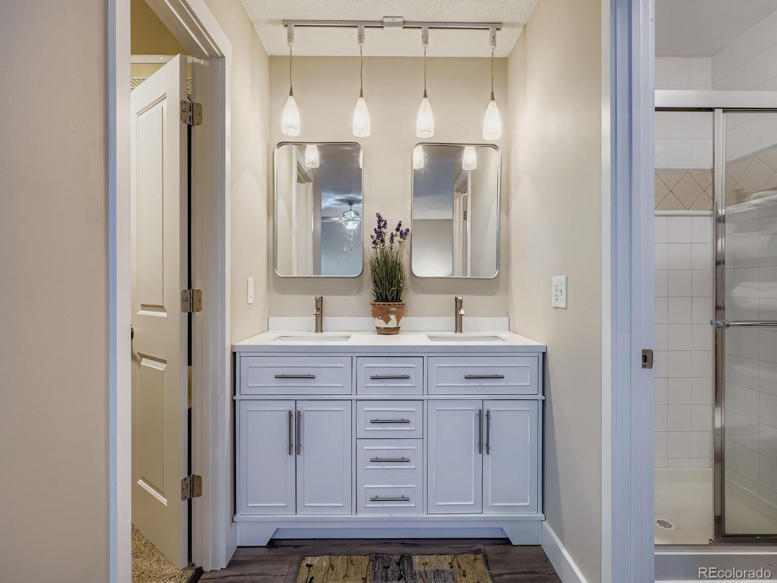 3234 S Heather Gardens Way Aurora CO 80014