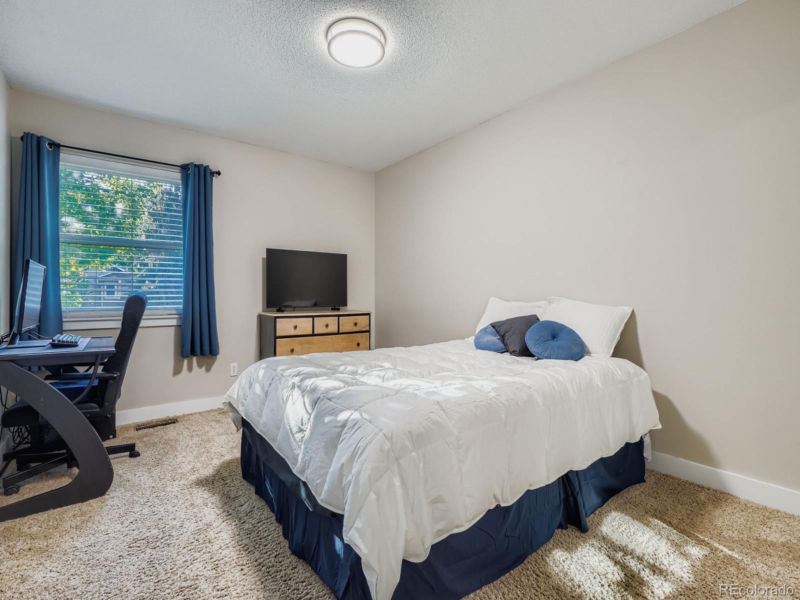 3234 S Heather Gardens Way Aurora CO 80014