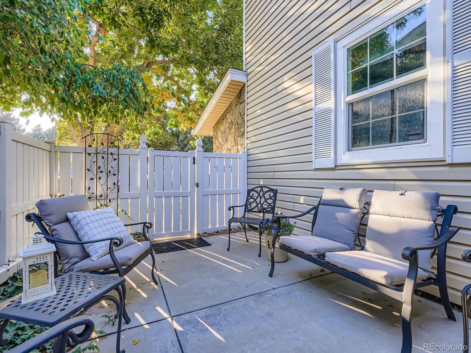 3234 S Heather Gardens Way Aurora CO 80014