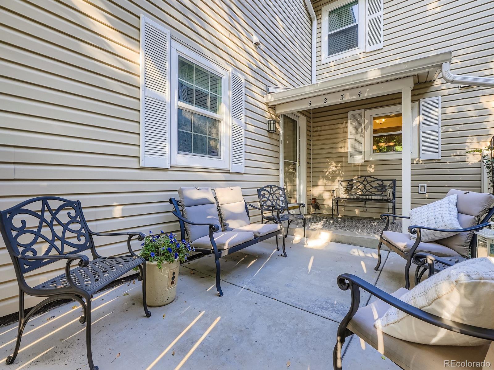 3234 S Heather Gardens Way Aurora CO 80014