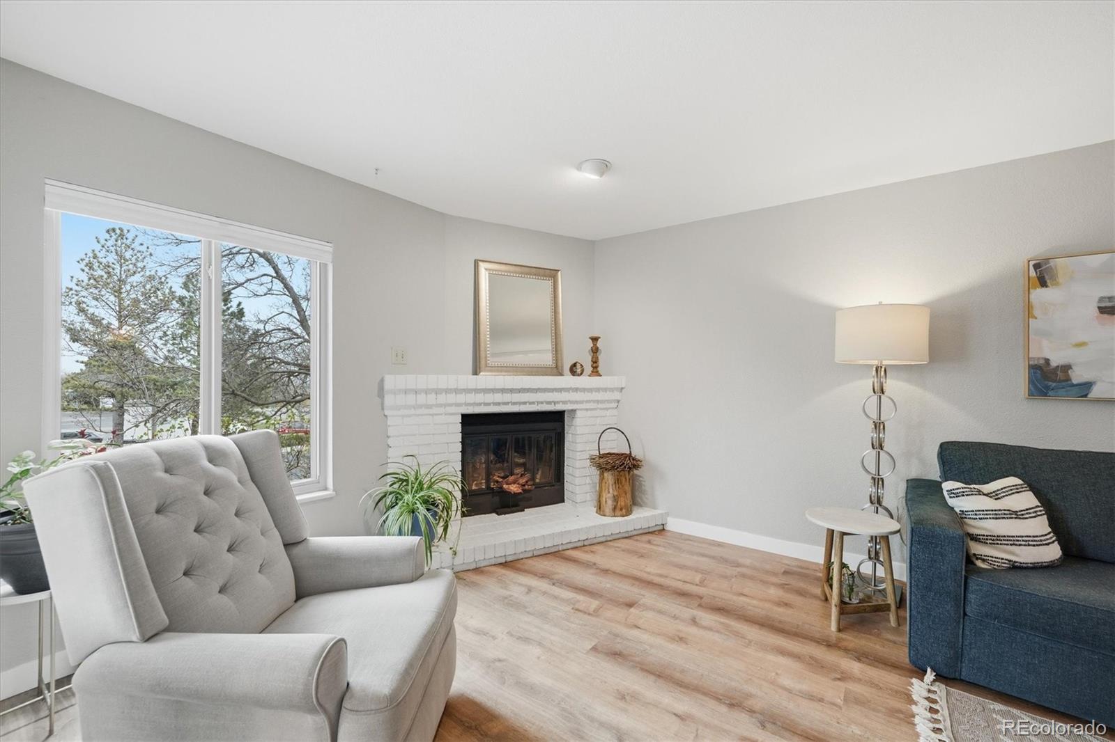 1807 S Deframe Street Lakewood CO 80228