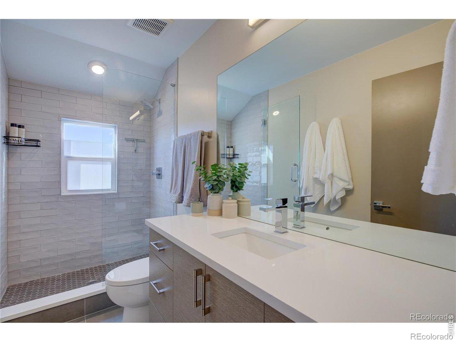1324 Zenobia Street Denver CO 80204
