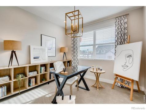 2815 Bear Springs Circle Longmont CO 80503