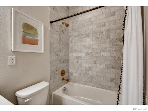 2815 Bear Springs Circle Longmont CO 80503