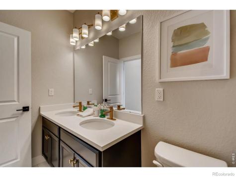 2815 Bear Springs Circle Longmont CO 80503