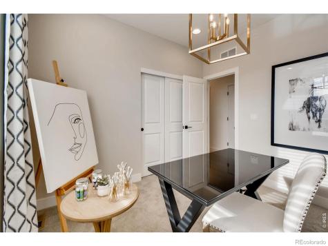 2815 Bear Springs Circle Longmont CO 80503