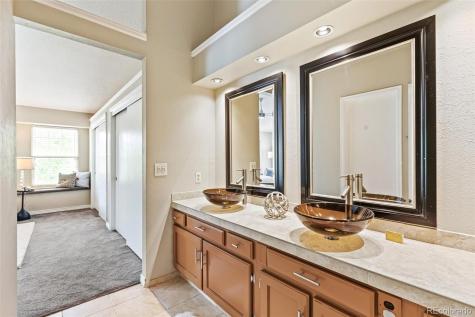 8148 S Humboldt Circle Centennial CO 80122