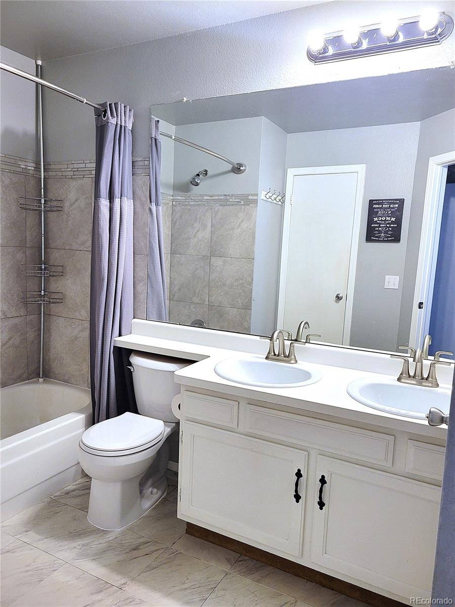1691 S Idalia Circle Aurora CO 80017
