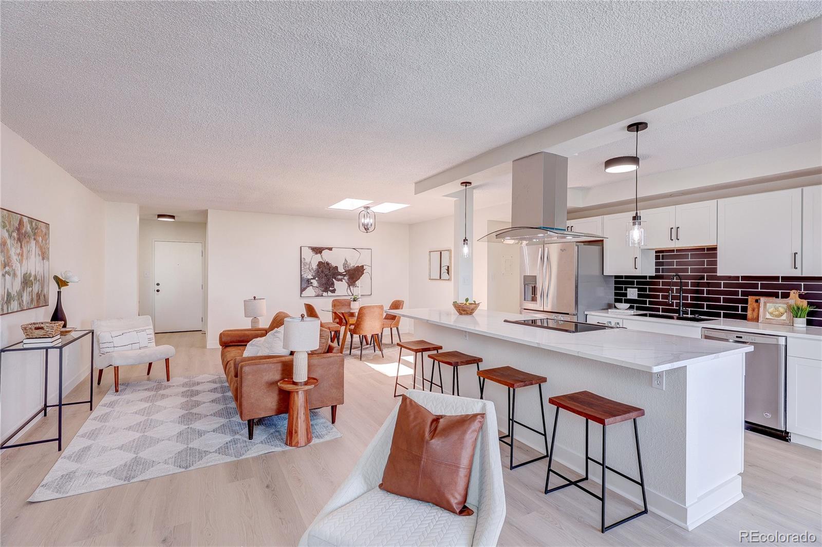2880 S Locust Street Denver CO 80222