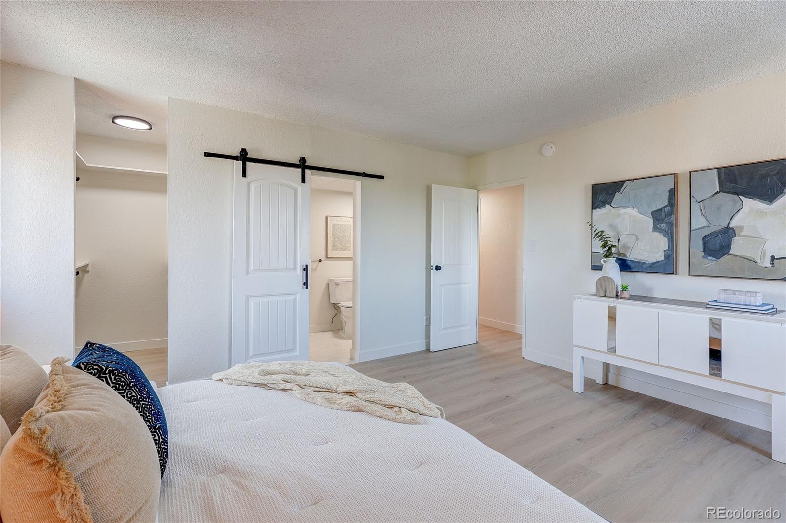 2880 S Locust Street Denver CO 80222