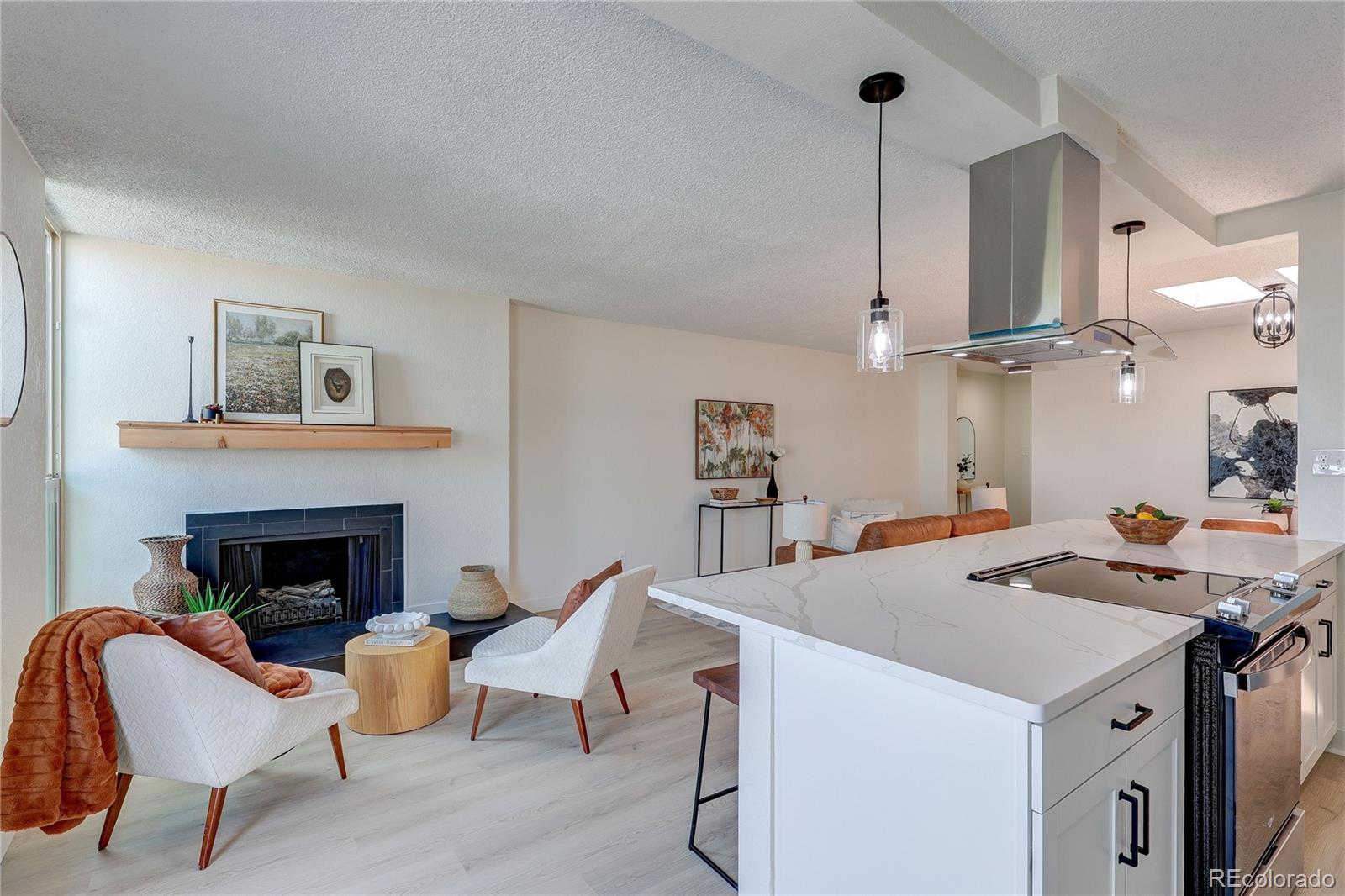 2880 S Locust Street Denver CO 80222