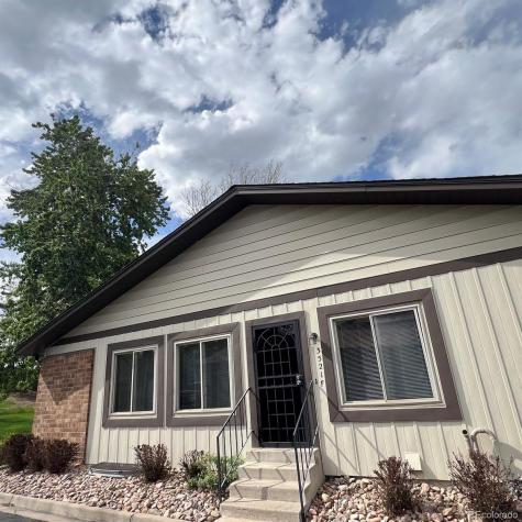 3521 S Kittredge Street Aurora CO 80013