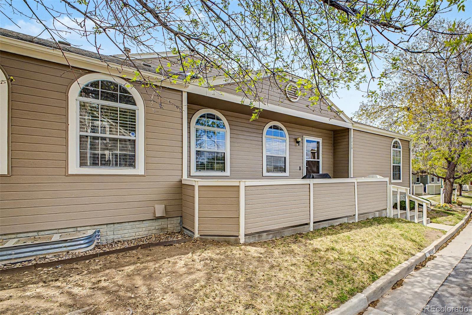 5868 W Asbury Place Lakewood CO 80227