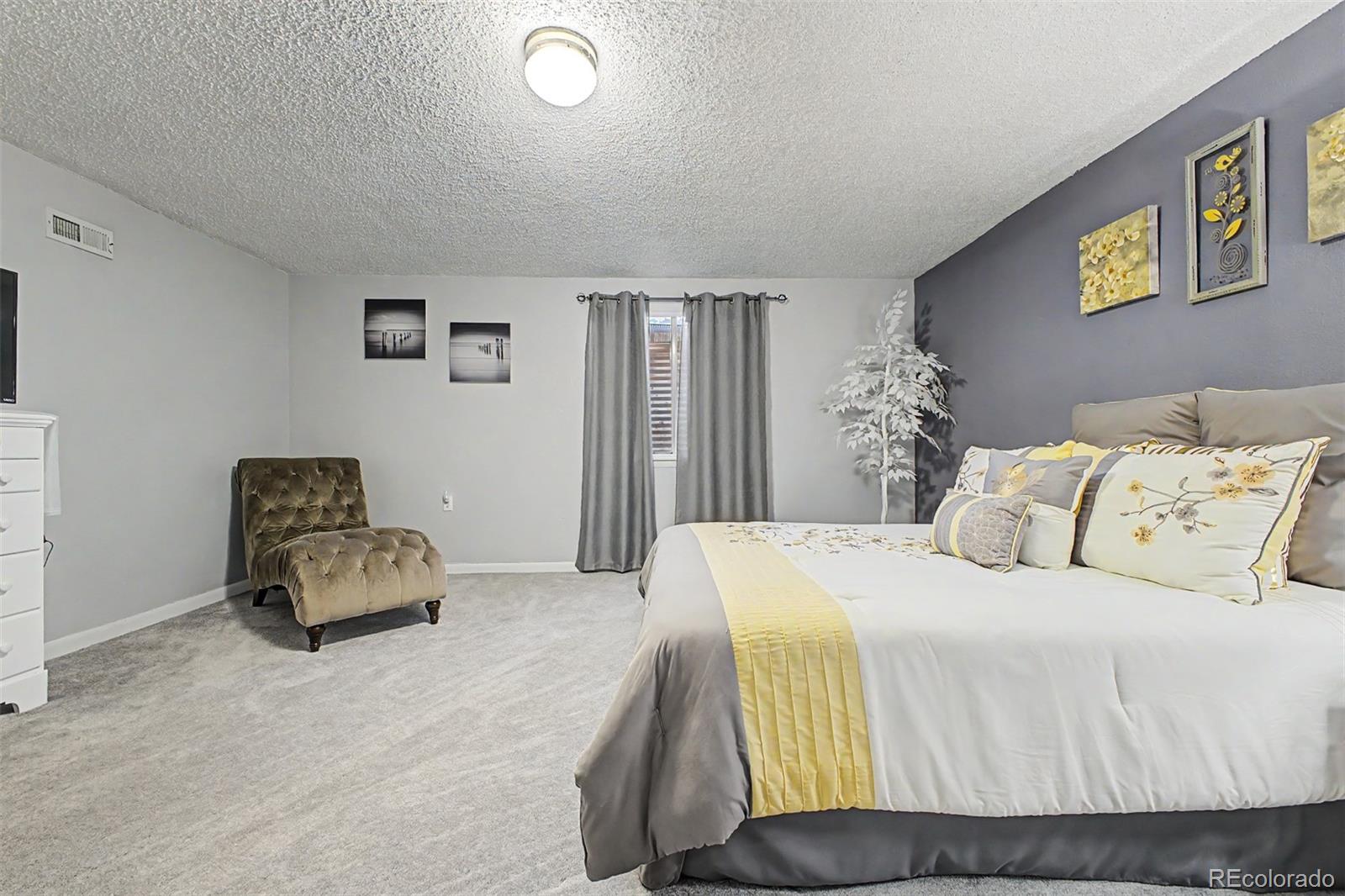 5868 W Asbury Place Lakewood CO 80227