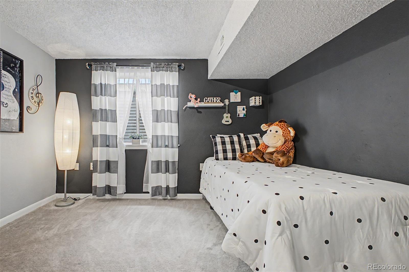 5868 W Asbury Place Lakewood CO 80227