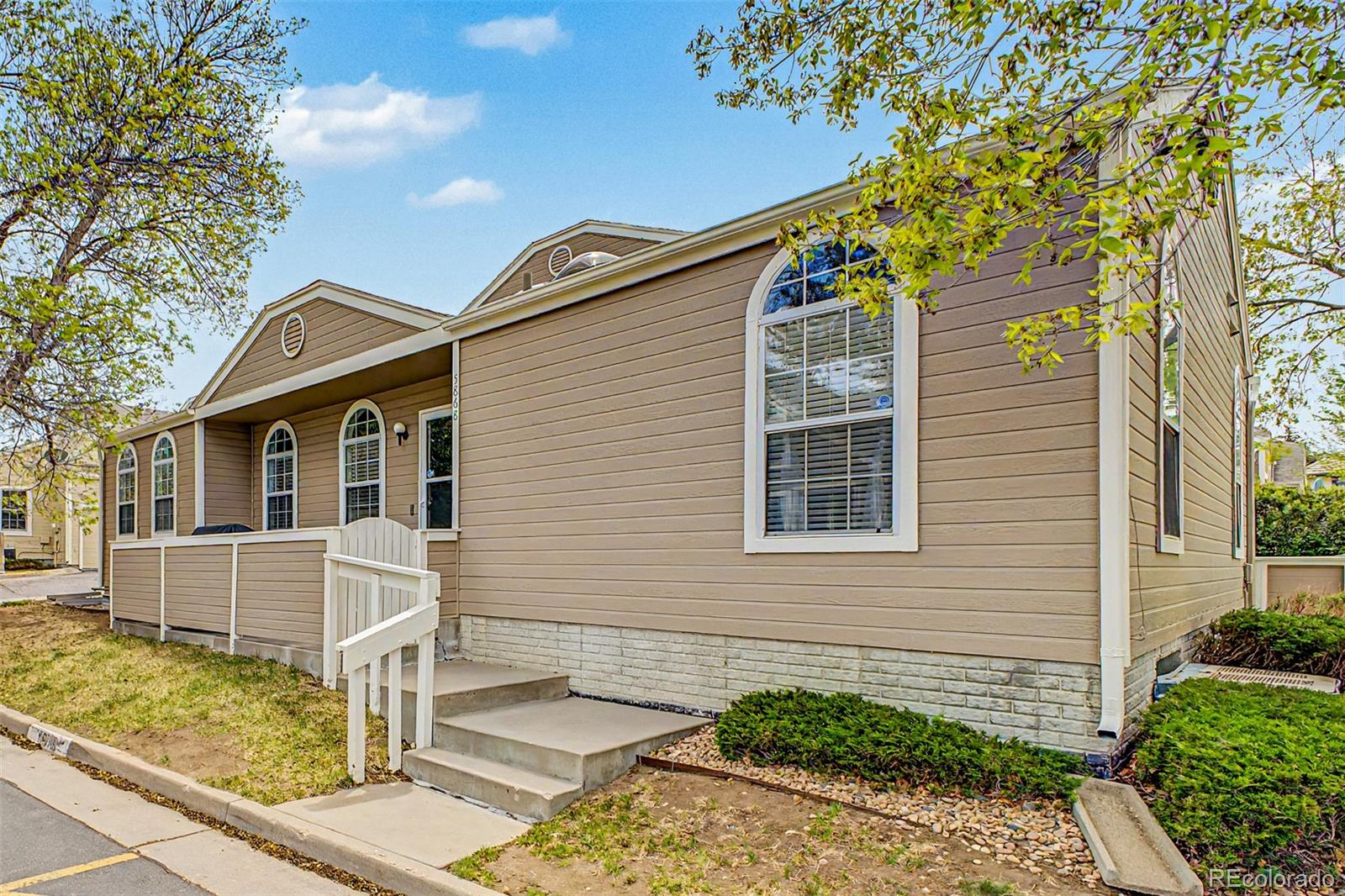 5868 W Asbury Place Lakewood CO 80227