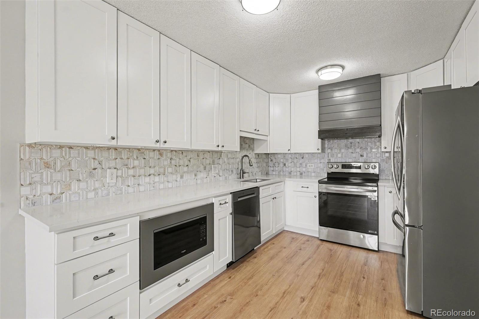 Denver CO, 680 S Alton Way, Unit 7B