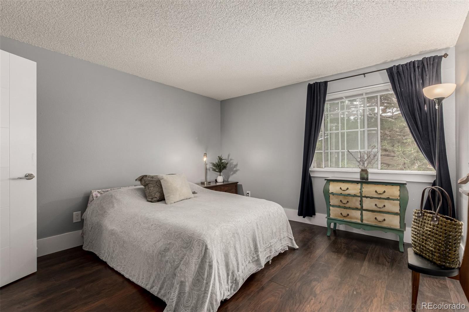 1863 S Pitkin Circle Aurora CO 80017
