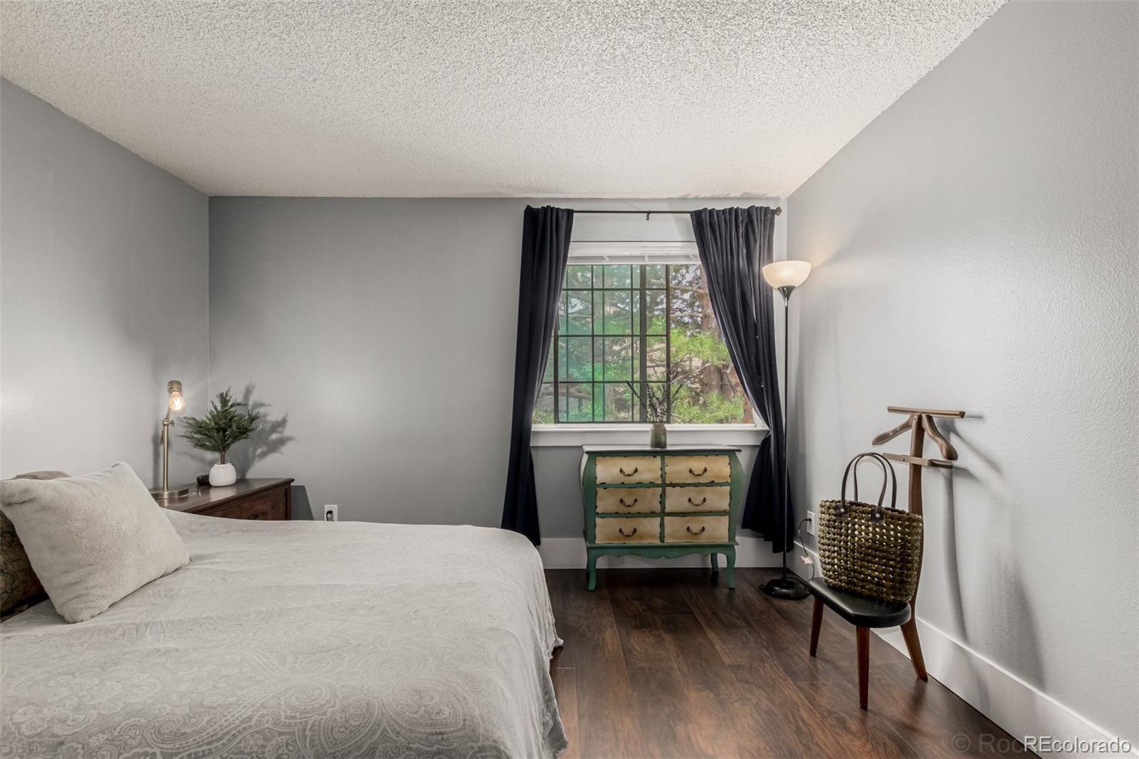 1863 S Pitkin Circle Aurora CO 80017