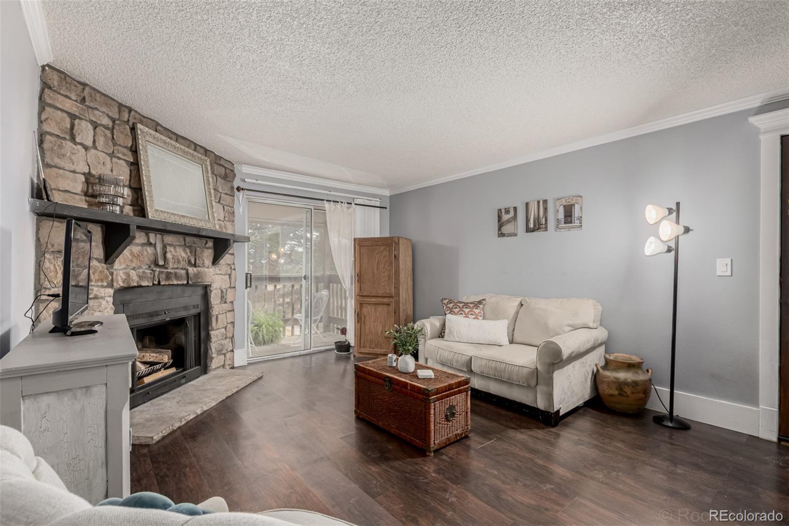 1863 S Pitkin Circle Aurora CO 80017