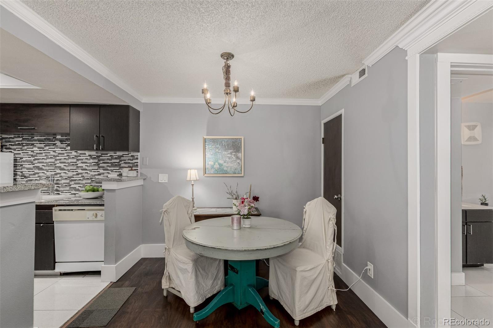 1863 S Pitkin Circle Aurora CO 80017