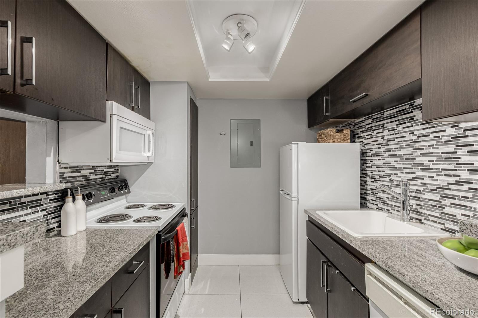 1863 S Pitkin Circle Aurora CO 80017