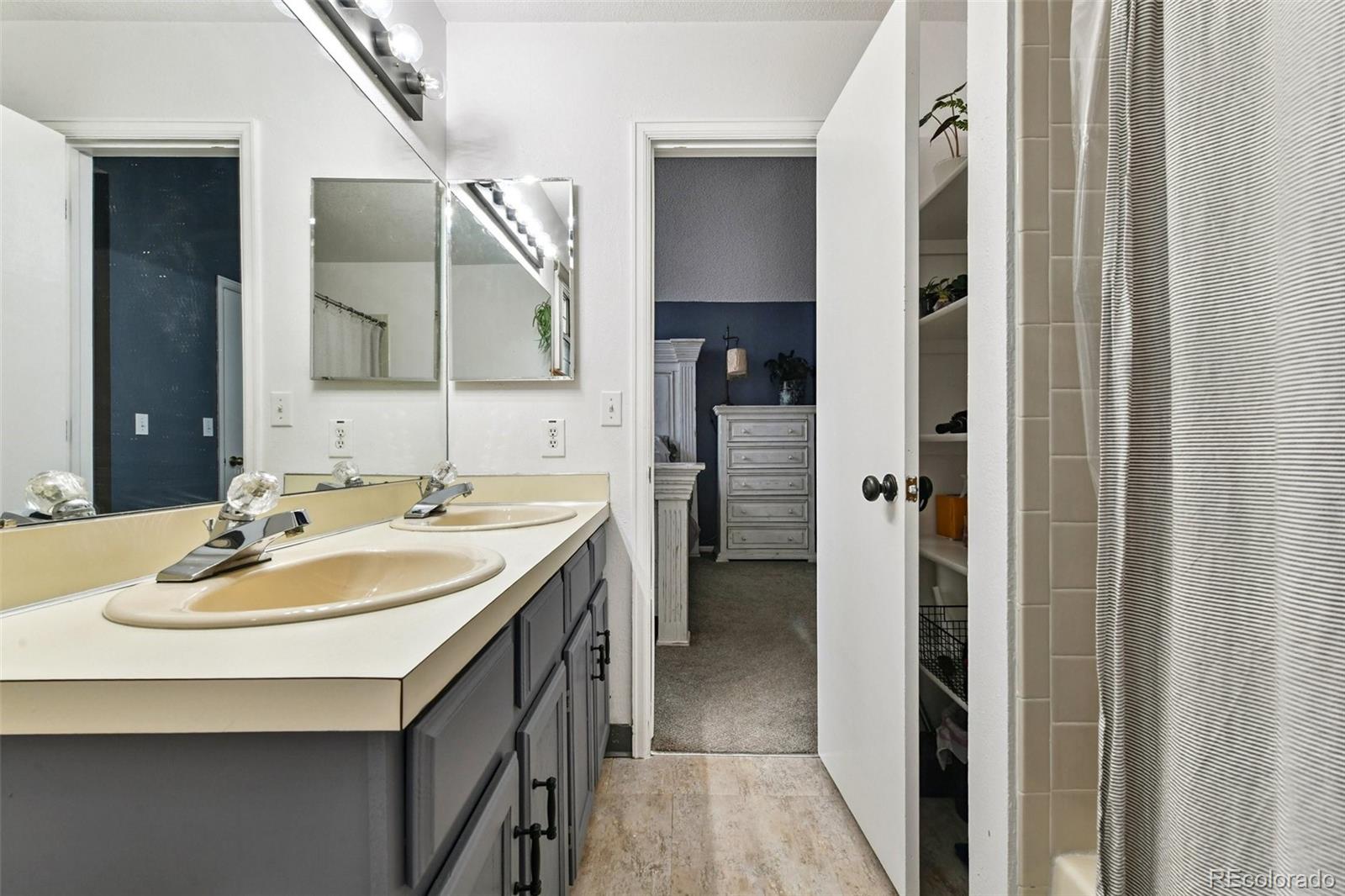 5732 W Atlantic Place Lakewood CO 80227