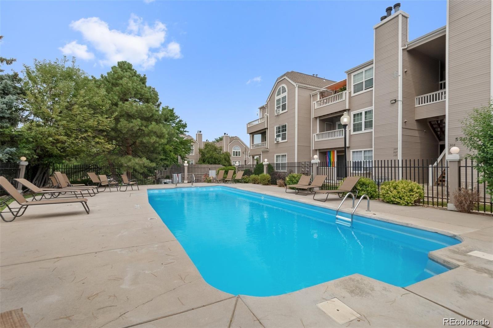 5732 W Atlantic Place Lakewood CO 80227